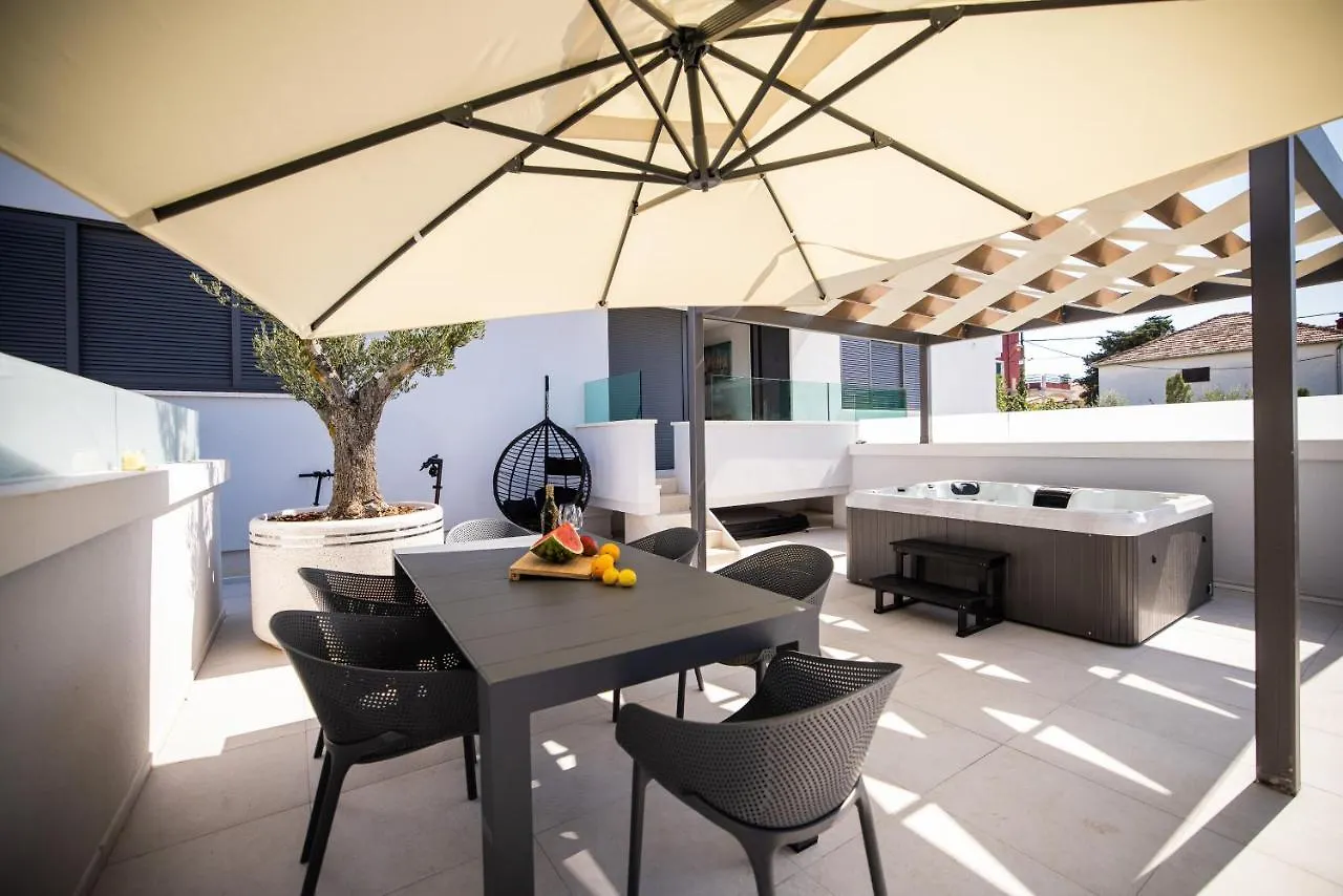 Sopic Luxury Apartment With Private Whirlpool Zadar