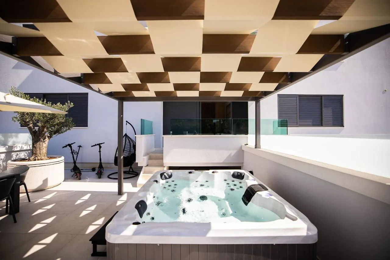 Sopic Luxury Apartment With Private Whirlpool Zadar